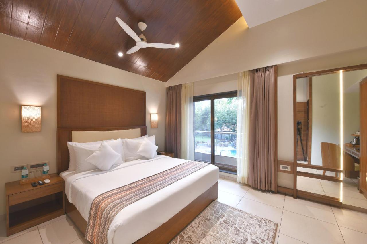 Arova Woods Zinc Journey By The Fern, Lonavala Hotel Exterior foto